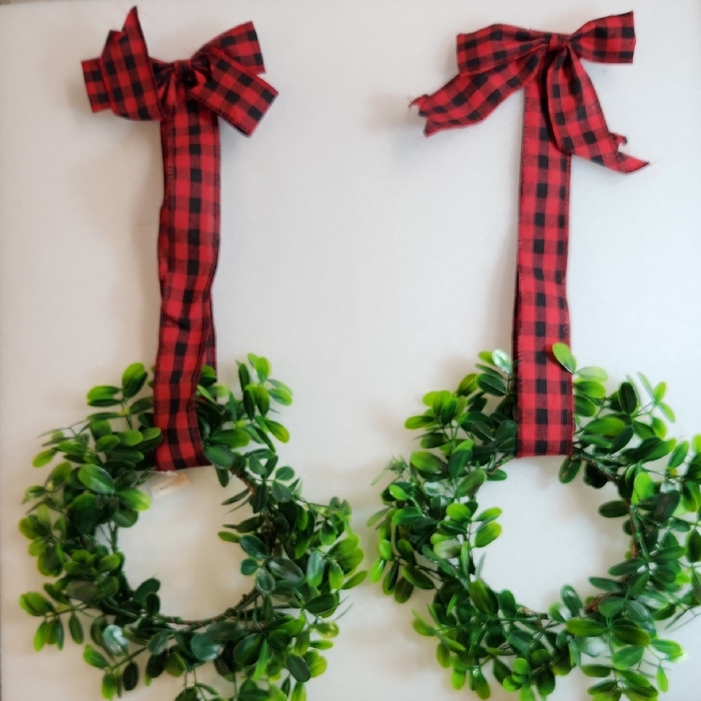 Festive Greenery Wreaths with Red Plaid Bows